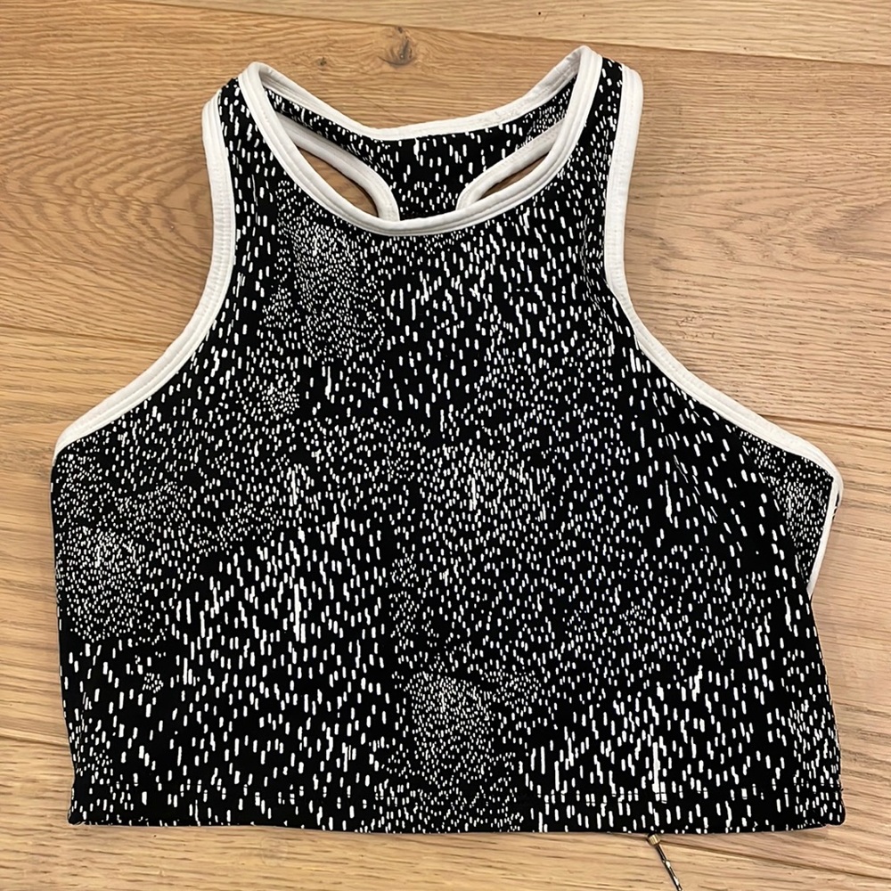 Fabletics built in sports bra - size small